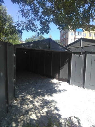 Здам в аренду металевий гараж на Кільці Соборності (Косіора) - фото 1