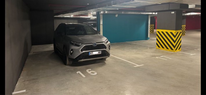 Паркомісце в підземній парковці, 21 метр кв, центр, А5 (жк «Благо) - фото 1