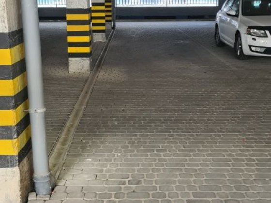 Здам в оренду паркомісце Ивано-Франковск