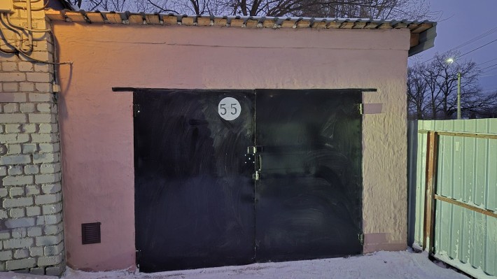 Гараж Руставі, АК Надія - фото 1