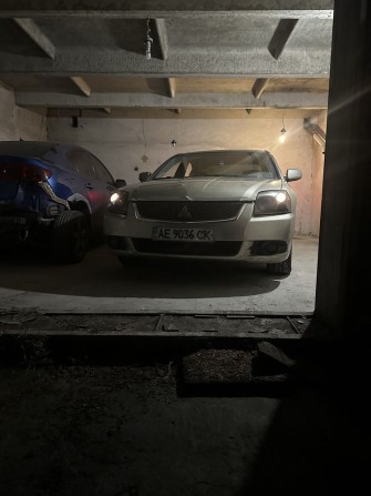 Сдам большой гараж на каштановой  размер 6х6 - фото 1