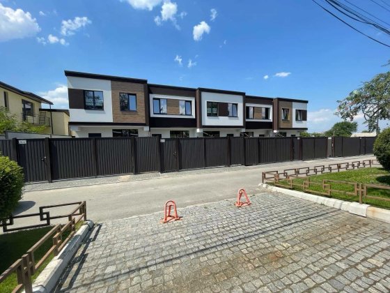 Продам будинок таунхаус на вул. Генерала Пушкіна Днепр