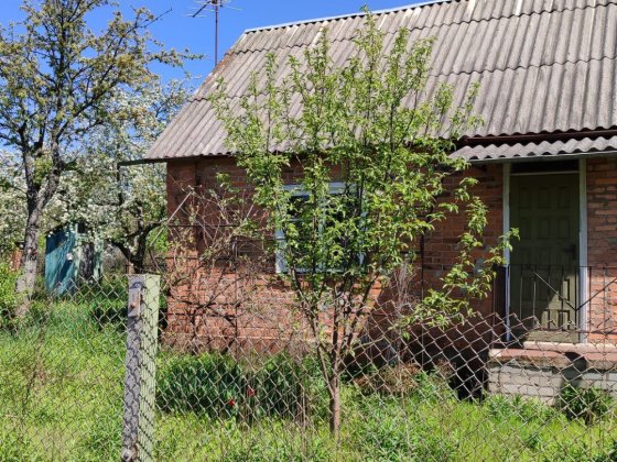 Продам будинок поблизу Житомира  Соколовський масив,кімната,кухня,коло Житомир