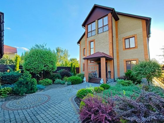 Продам дом 254 м2 и гостевой 70м2 Клочко Вологодская Дніпро