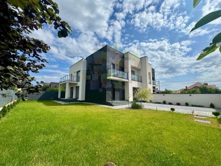 Продаж Дуплексу//Продаж будинку/Котедж/Загорська/175 м2 /Територія - фото 1