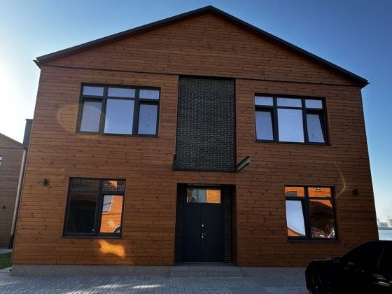 Продам отдельностоящий дом в ЖК Комфорт Сити Лагуна Днепр