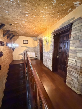 Продам будинок на лівому березі - фото 1