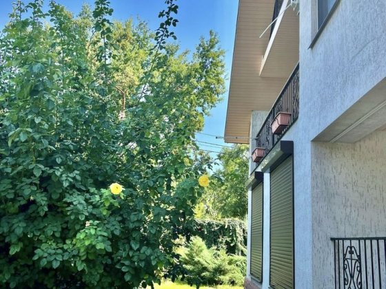 Продаж затишного заміського будинку Запоріжжя