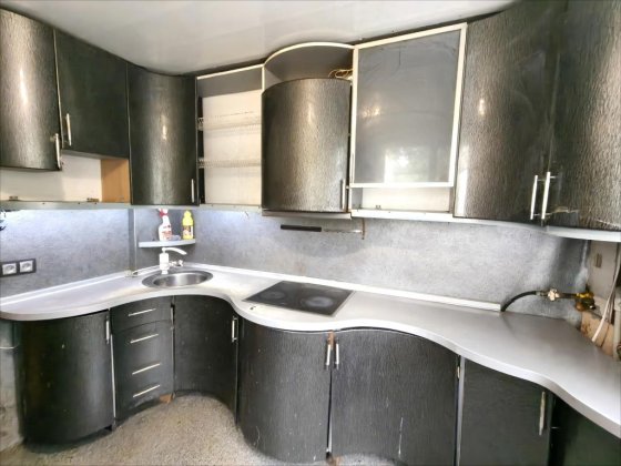 В продажу Пів будинку Мальованка всі зручності централізовані,наявні. Житомир