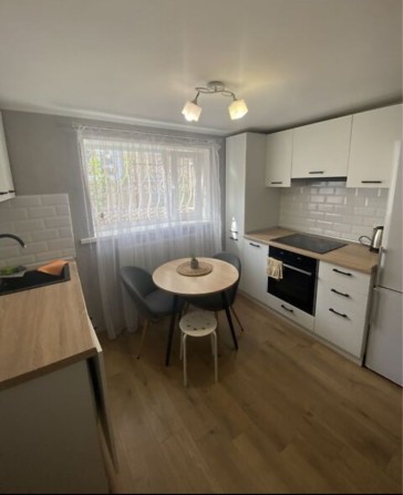 Продаж частини будинку на вул. Івана Бевза - фото 1