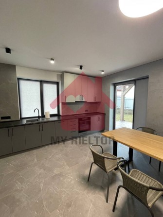 Продаж будинку район Червениці. - фото 1