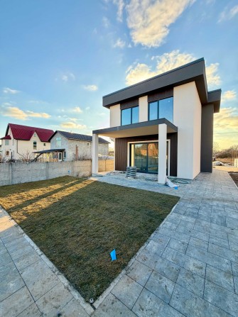 Продаж будинку з басейном 150м2 закрита вулиця,метро Славутич Осокорки - фото 1