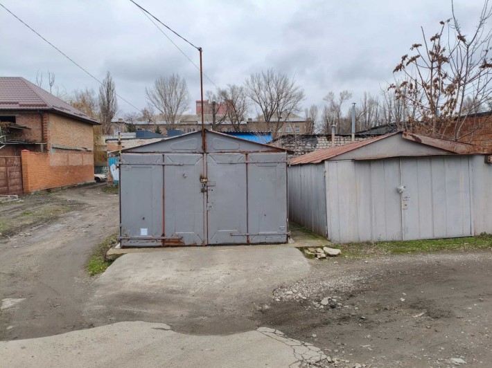 Сдам гараж пр. Гагарина 40 - фото 1