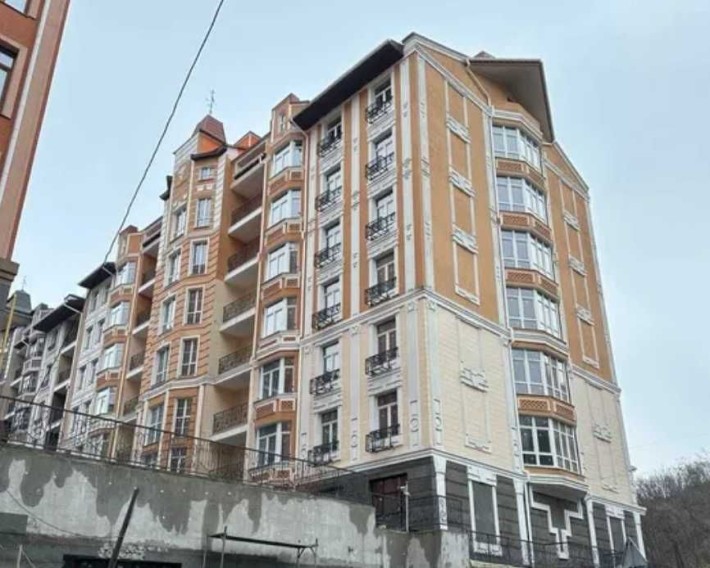 Оренда паркомісця ЖК «Поділ град» Воздвиженка - фото 1