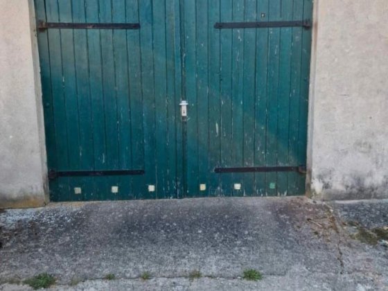 Сдам в аренду  кап. гараж по пр-т Гагарина, 169 электр.,погреб,сиг Дніпро