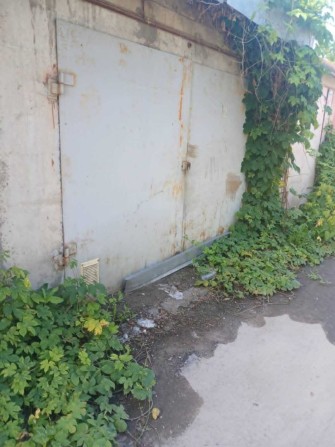 Здам в оренду капітальний 2-х поверховий гараж (ГБК Печерський) - фото 1