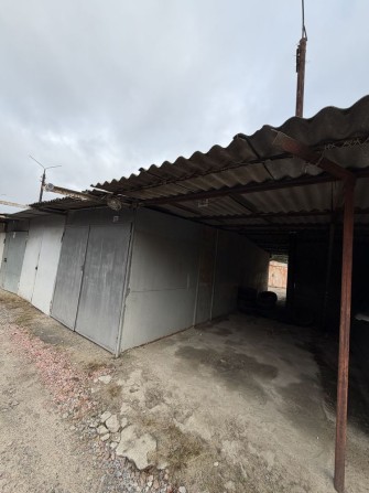 Здам в оренду місце з накриттям на стоянкі. - фото 1