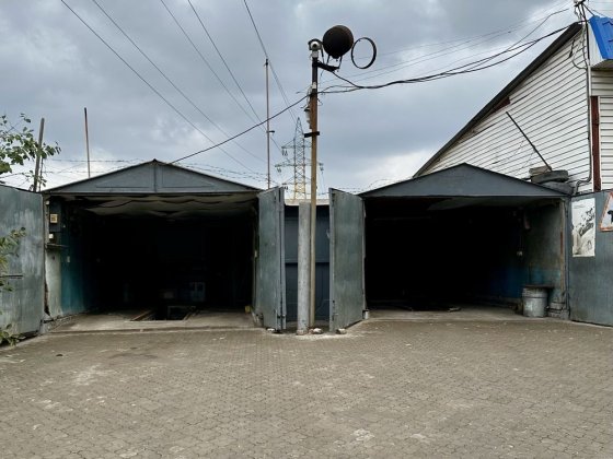 Гараж под СТО — заезжай и работай | Яма, электричество Дніпро