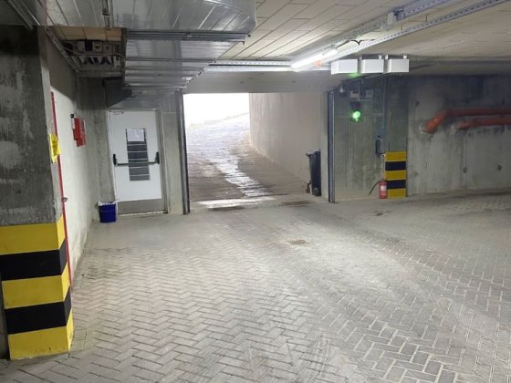 Оренда паркінгу / паркомісця Львів