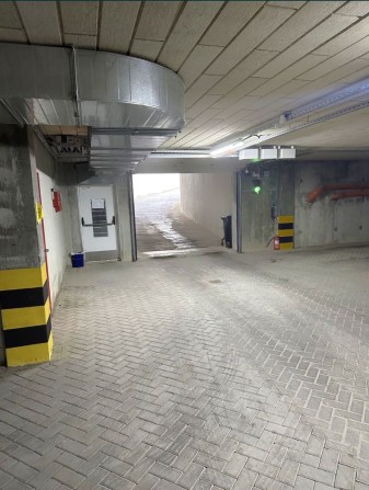 Оренда паркінгу / паркомісця - фото 1