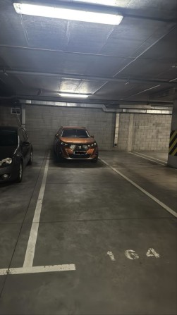 Оренда паркомісця Central Park на Джона Маккейна, 7 - фото 1