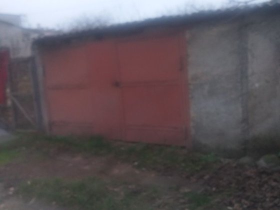 Сдам гараж во дворе частного дома. Одесса