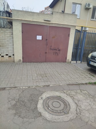 Судам сухой,високий камінний гараж - фото 1