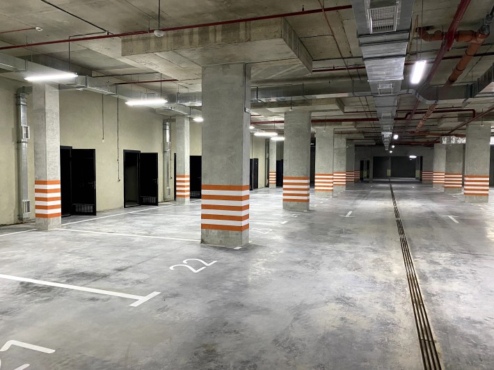 Оренда паркомісце м. Львів вул. Кульпарківська 96 Safe Town. Парковка. - фото 1