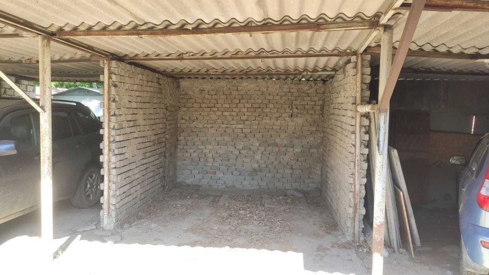 Сдам крытое место на автостоянке Давида Ойстраха - Жолио-Кюри - фото 1