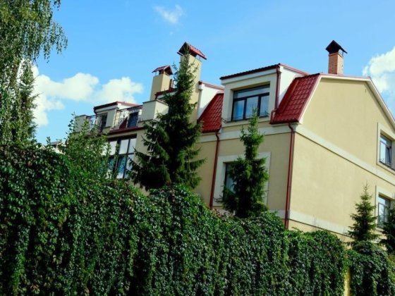 Продаж найкращого котеджа 523м2 поруч з метро Академмістечко Київ