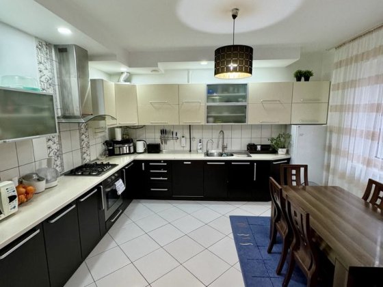 Продається готовий будинок-дуплекс Ужгород