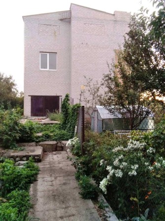 Новый дом в Одинковке 3 этажный 310 м жилой только 1 этаж все удобства - фото 1