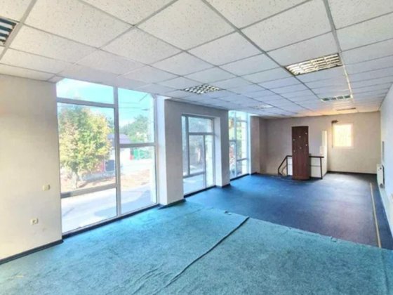 Продам будинок 100 м2 під комерцію або житло по вул.Шевченка. Торг! Кропивницкий