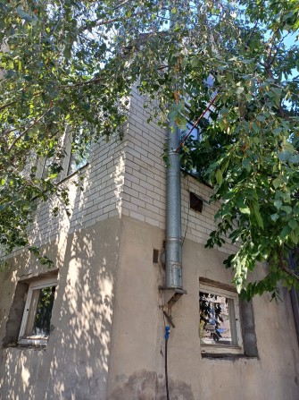 Продам двухэтажный дом на левом берегу близ  Калиновой ,Янтарной - фото 1