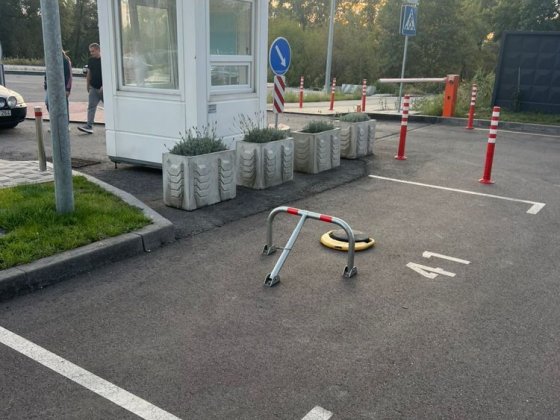 Оренда паркомісця в ЖК «Ріверстоун» Киев