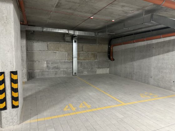 Оренда паркінгу ЖК Петрівські Липки, Святопетрівське. Святопетрівське