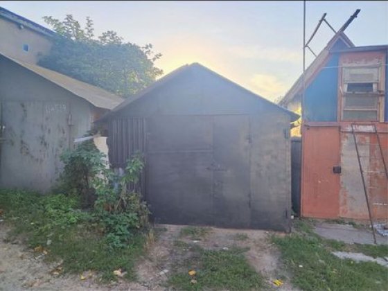 Сдам гараж на томиловской 50/2 Шкарівка