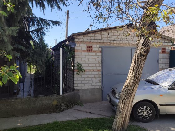 Продаж будинку з гаражем в мкр. Зелений яр Шевченківський р-н Запоріжжя