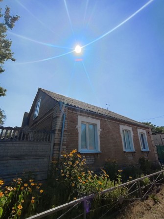 Продаємо добротній будинок Лелеківка - фото 1