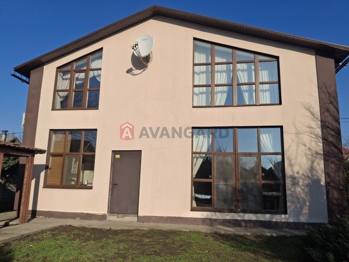 Продам будинок. Панаса Саксаганського. Зупинка Южний ринок. - фото 1