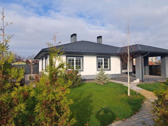 Продам будинок , 5 хв до кільцевої Києв.київська обл республіка 4 кімн Київ