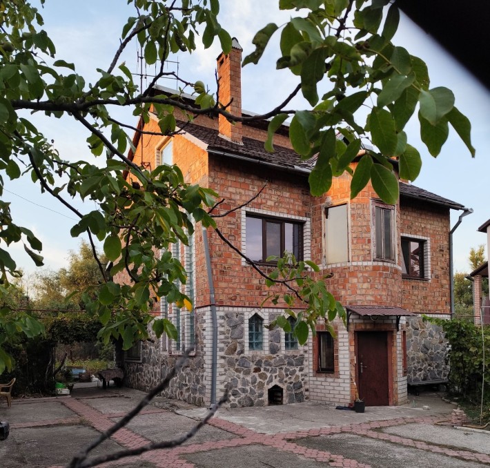 Продам дом со своим берегом! Река Днепр, лиственный лес, Газ, 195 м.кв - фото 1