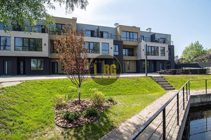 БЕЗ% Таунхаус 127м², Русановские Сады, ул Садовая, м. Левобережная - фото 1