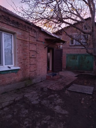 Продам пів будинку - фото 1