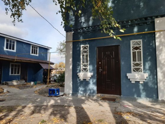 Дом бортничи . И готовый ,рабочий,бизнес хостел, СТО Київ