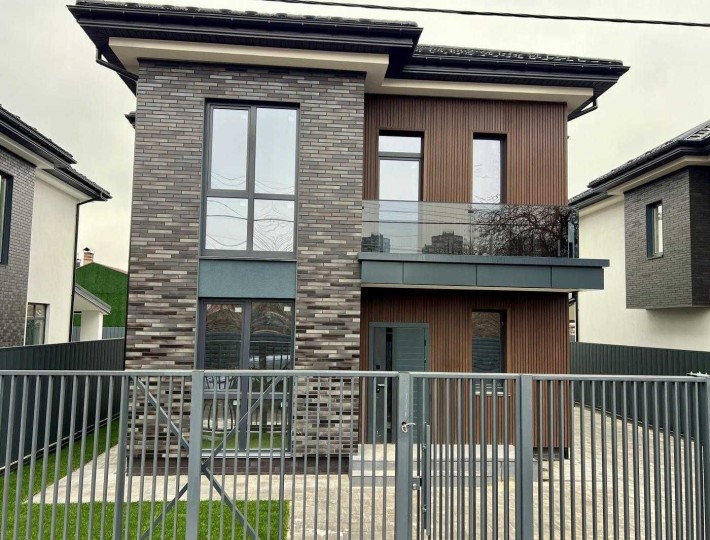 Будинок біля метро Осокорки, 139 Садова, без комісії, ремонт - фото 1