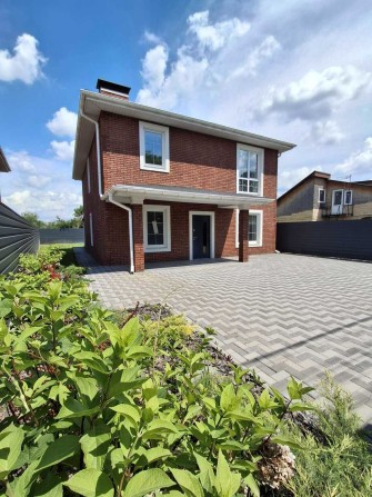 БУДИНОК в Києві поруч с ЖК Британський квартал - фото 1