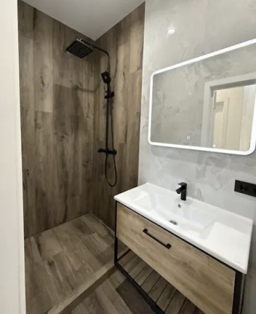 Продаж 2 поверхового  танхауса - фото 1