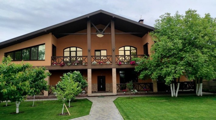 Дом на берегу озера. Хозяин. Метро Славутич 7,9 км. СТ Орхидея - фото 1