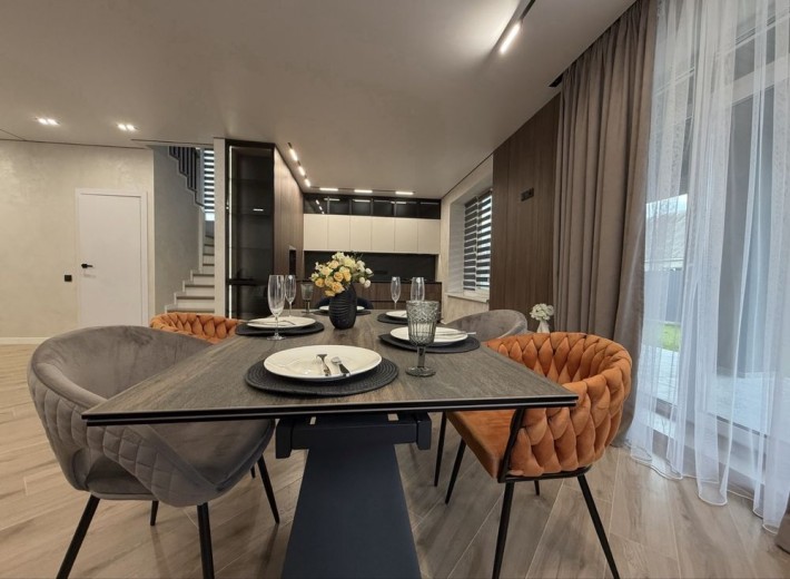 Продаж  чудового будинку - фото 1